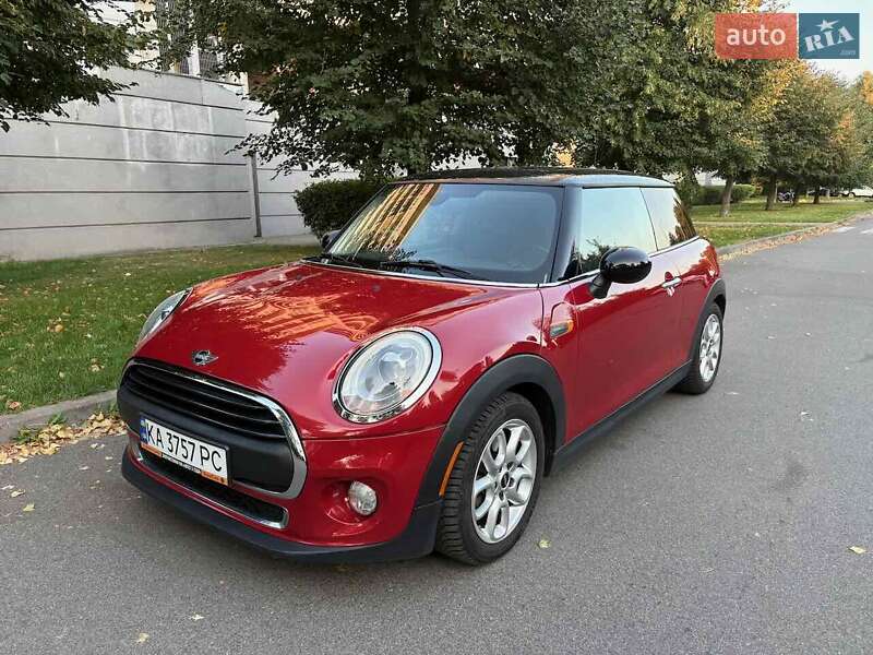Хэтчбек MINI Cooper 2014 в 