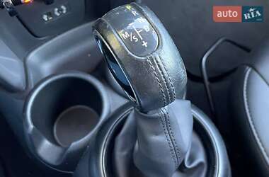 Хэтчбек MINI Cooper 2016 в 