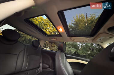 Хетчбек MINI Cooper 2012 в 