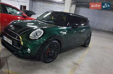 Хэтчбек MINI Cooper 2014 в 