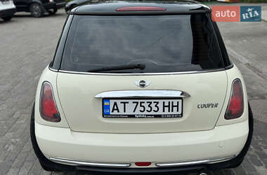 Хетчбек MINI Cooper 2004 в 