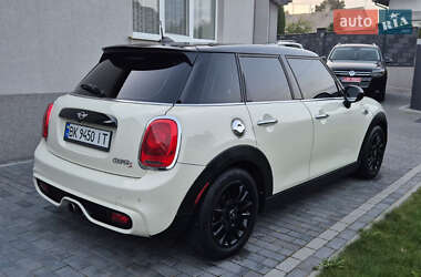 Хэтчбек MINI Cooper 2017 в 