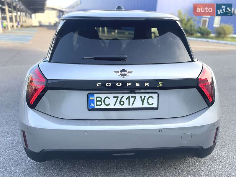 Хетчбек MINI Cooper 2024 в Львові