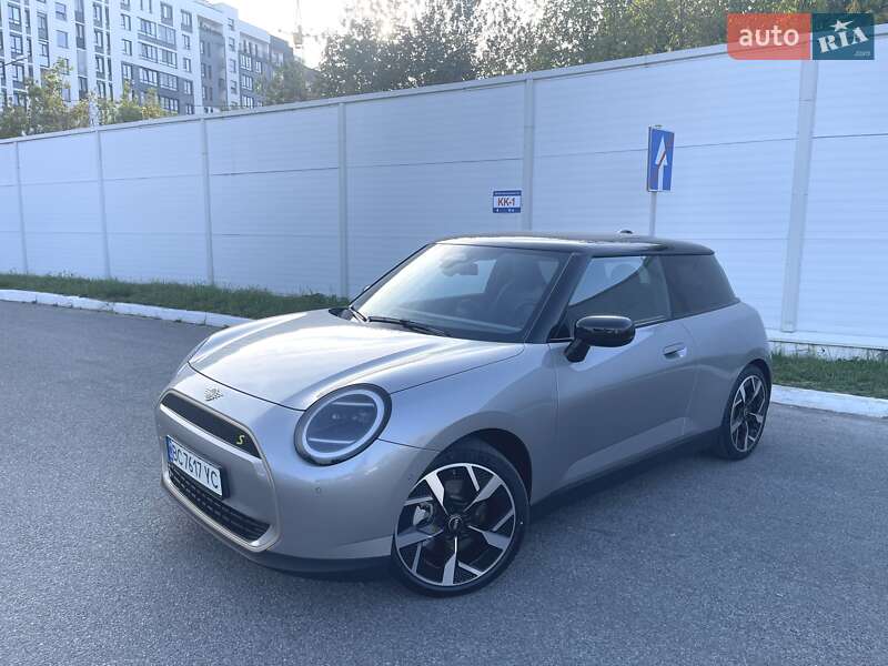 Хетчбек MINI Cooper 2024 в Львові