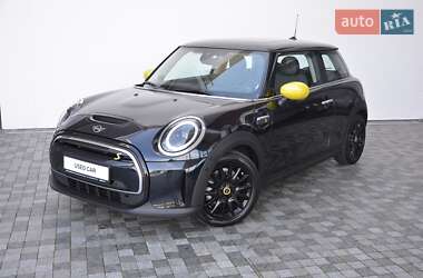 Хэтчбек MINI Cooper 2023 в Киеве