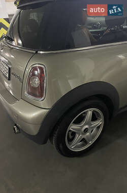 Хетчбек MINI Cooper 2008 в 