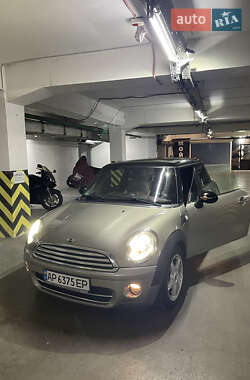 Хетчбек MINI Cooper 2008 в 