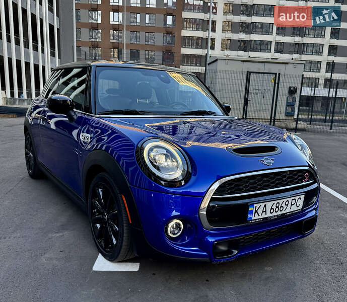 Хэтчбек MINI Cooper 2019 в Киеве
