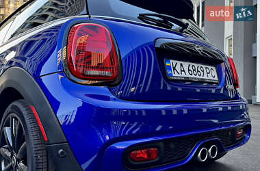 Хетчбек MINI Cooper 2019 в 