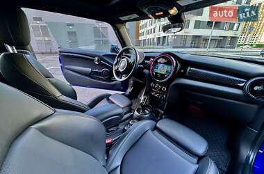 Хетчбек MINI Cooper 2019 в 