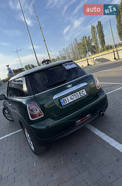 Хетчбек MINI Cooper 2012 в 