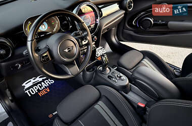 Хетчбек MINI Cooper 2022 в 