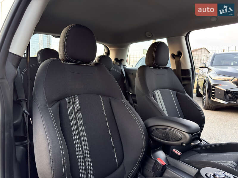 Хэтчбек MINI Cooper 2022 в Киеве