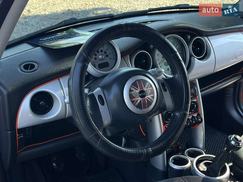 Хэтчбек MINI Cooper 2002 в Харькове фото 10 Хэтчбек MINI Cooper 2002 в Харькове