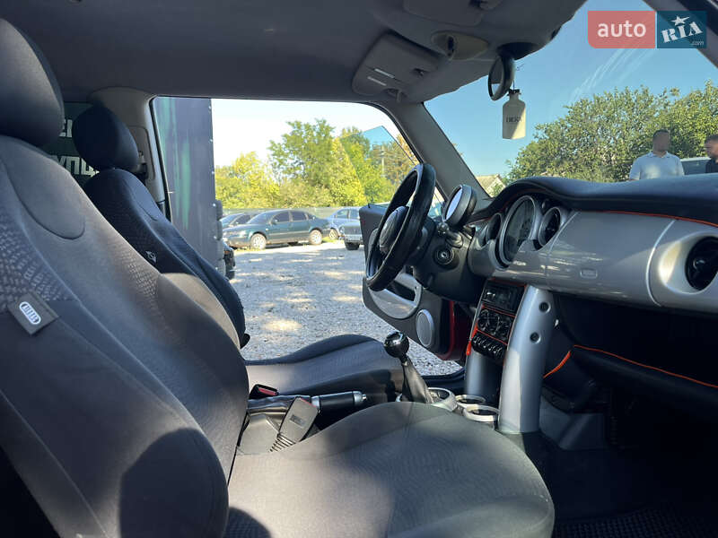 Хэтчбек MINI Cooper 2002 в Харькове фото 15 Хэтчбек MINI Cooper 2002 в Харькове