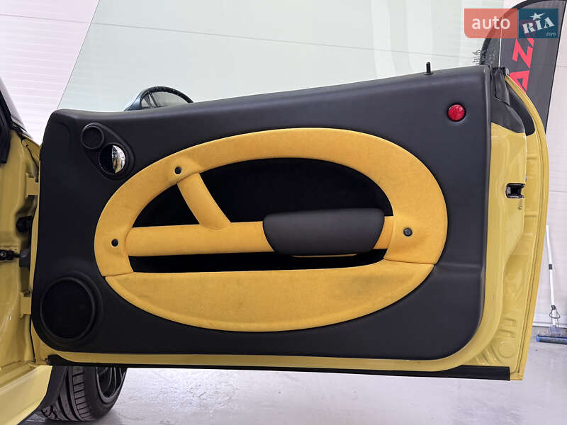 Хэтчбек MINI Cooper 2003 в Киеве фото 41 Хэтчбек MINI Cooper 2003 в Киеве