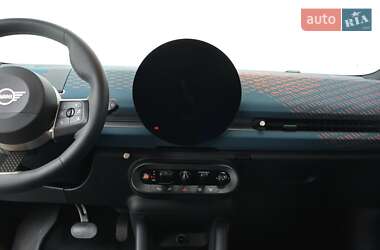 Хетчбек MINI Cooper 2024 в 