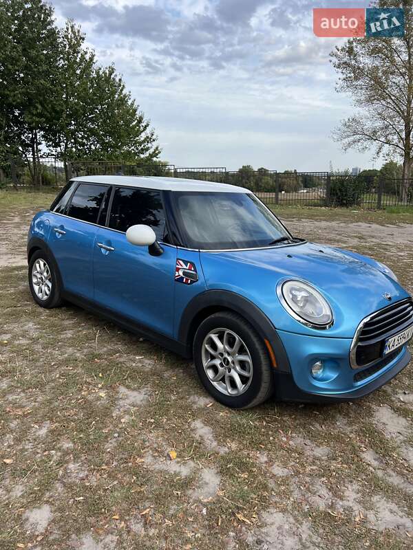 Хетчбек MINI Cooper 2015 в Києві