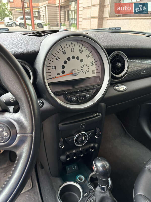 Хэтчбек MINI Cooper 2012 в Киеве