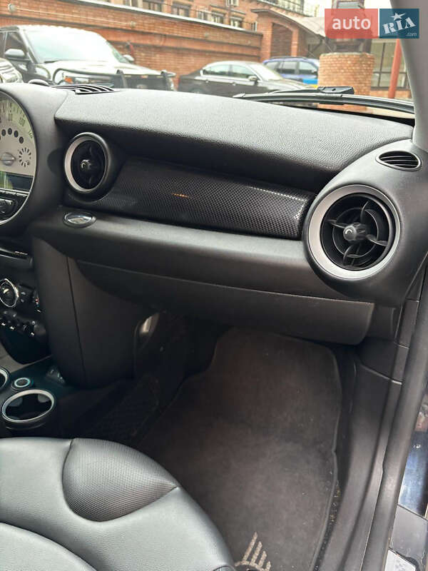 Хэтчбек MINI Cooper 2012 в Киеве
