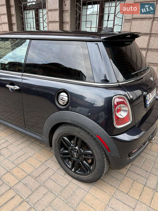 Хэтчбек MINI Cooper 2012 в Киеве