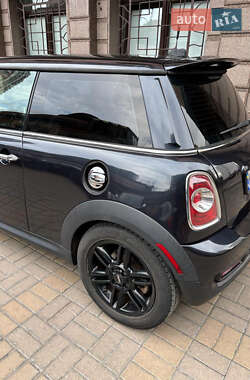 Хетчбек MINI Cooper 2012 в 