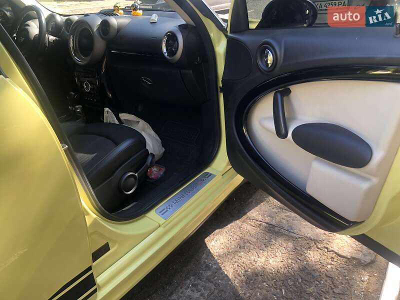 Внедорожник / Кроссовер MINI Cooper 2010 в Одессе