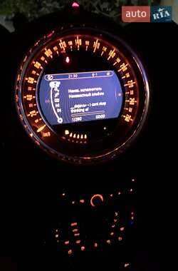 Позашляховик / Кросовер MINI Cooper 2010 в 
