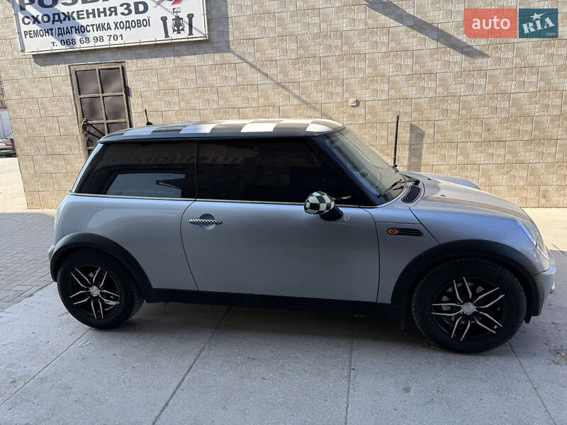 Хэтчбек MINI Cooper 2003 в Хмельницком