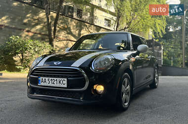 Хетчбек MINI Cooper 2017 в Києві