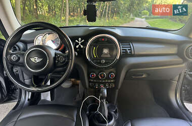 Хетчбек MINI Cooper 2017 в 