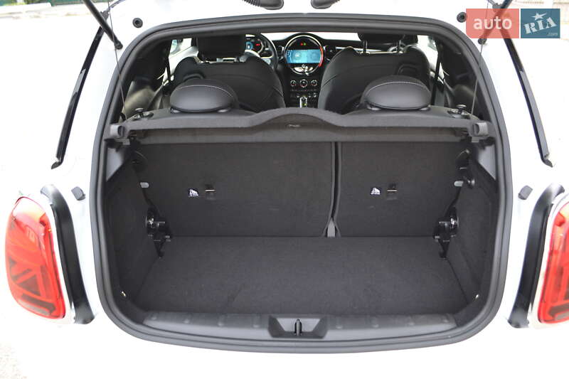 Хэтчбек MINI Cooper 2023 в Житомире фото 51 Хэтчбек MINI Cooper 2023 в Житомире