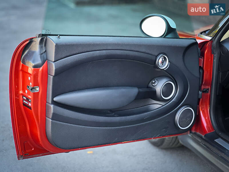 Хэтчбек MINI Cooper 2011 в Киеве