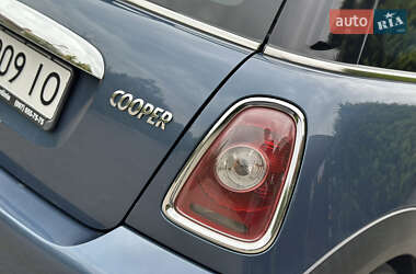 Хэтчбек MINI Cooper 2009 в 