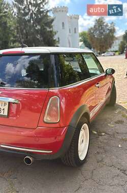 Хэтчбек MINI Cooper 2005 в 