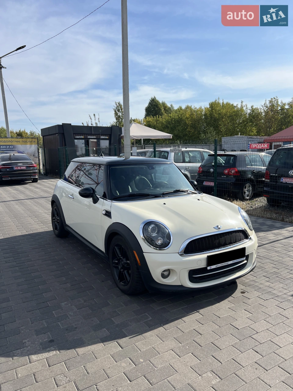 2014 MINI Cooper - мініатюра 23