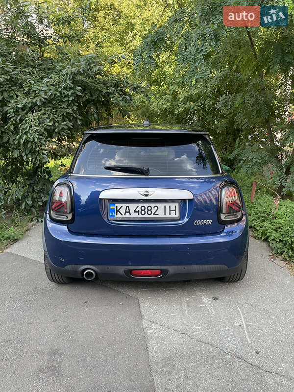 Хэтчбек MINI Cooper 2014 в Киеве