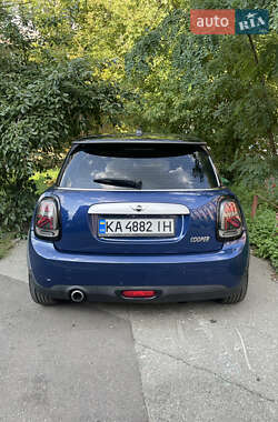 Хетчбек MINI Cooper 2014 в 