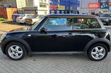 Хетчбек MINI Cooper 2009 в 