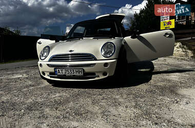 Хэтчбек MINI Cooper 2004 в Полянице