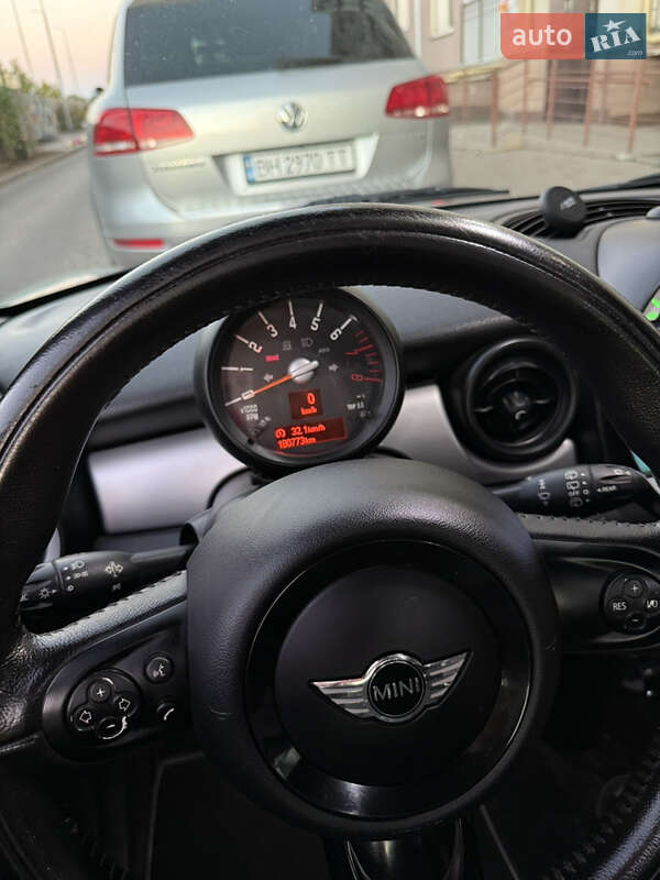 Хэтчбек MINI Cooper 2011 в Одессе