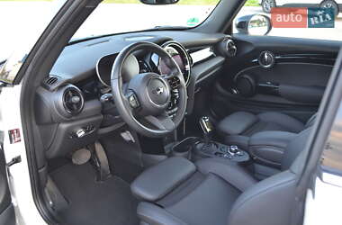 Хэтчбек MINI Cooper 2023 в 