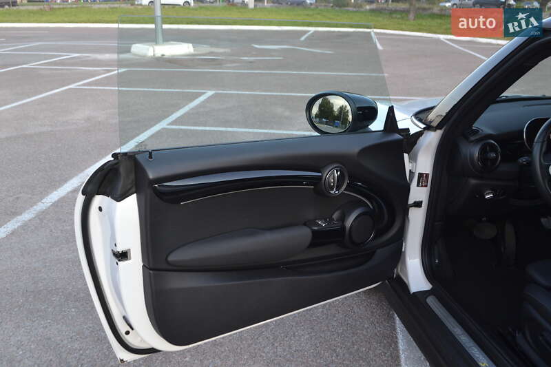 Хэтчбек MINI Cooper 2023 в Житомире фото 17 Хэтчбек MINI Cooper 2023 в Житомире