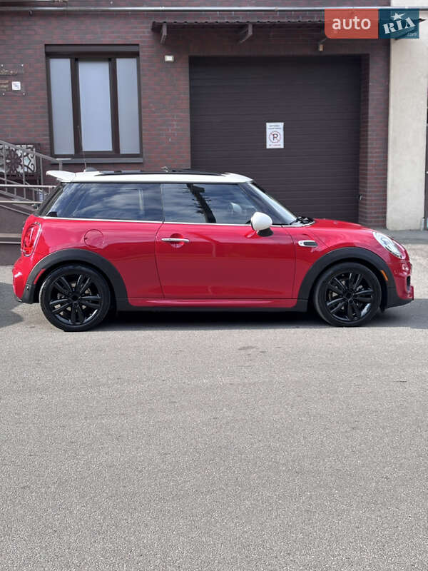 Хетчбек MINI Cooper 2017 в Полтаві
