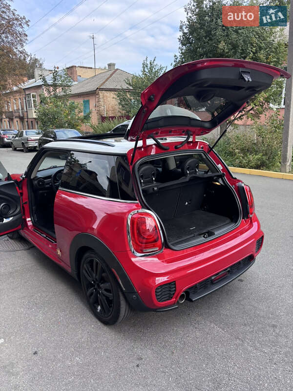Хетчбек MINI Cooper 2017 в Полтаві
