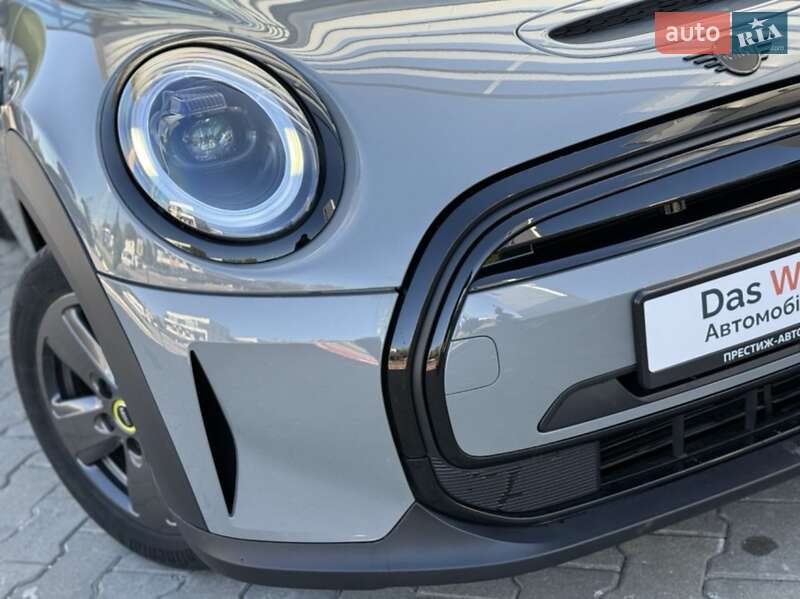 Хэтчбек MINI Cooper 2022 в Хмельницком
