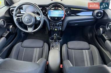 Хэтчбек MINI Cooper 2022 в 