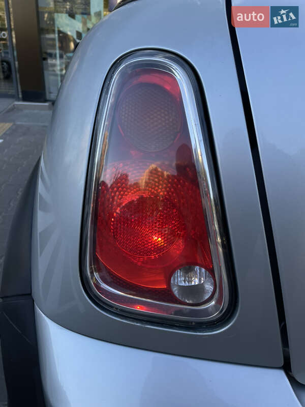 Хэтчбек MINI Cooper 2004 в Одессе