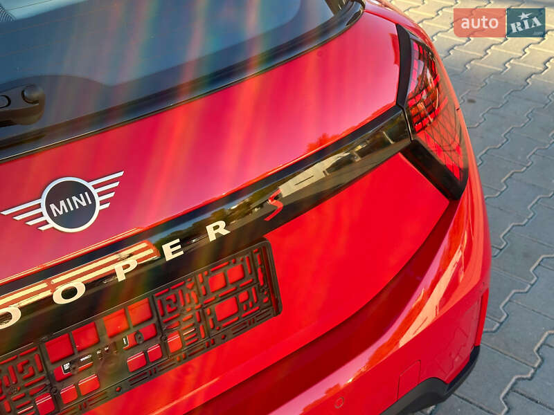 Хэтчбек MINI Cooper 2025 в Киеве