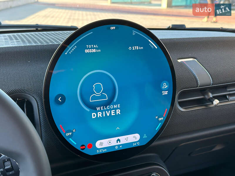 Хэтчбек MINI Cooper 2025 в Киеве